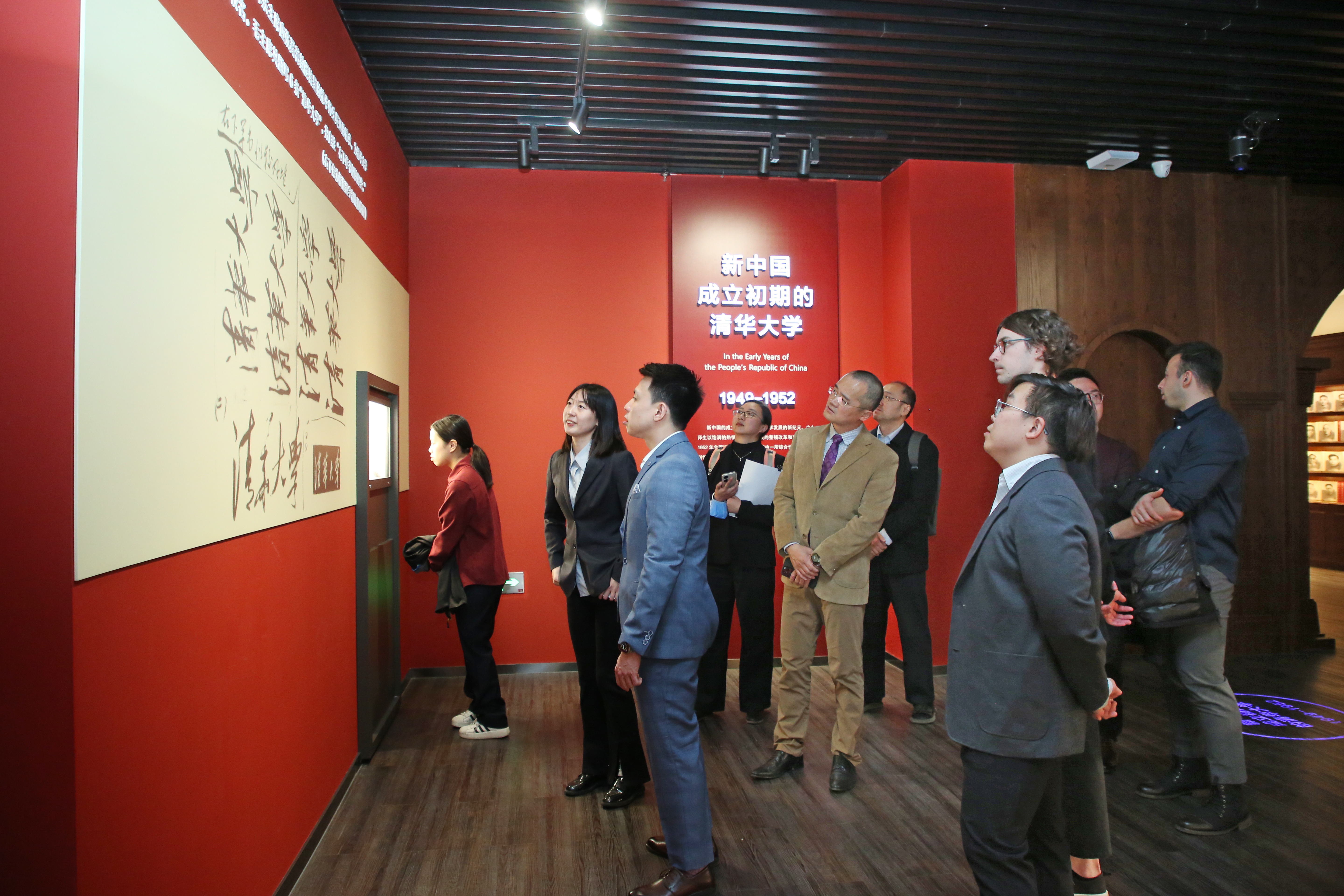 20230427-沙龙-研究生院-参观0033990威尼斯校史馆.jpg